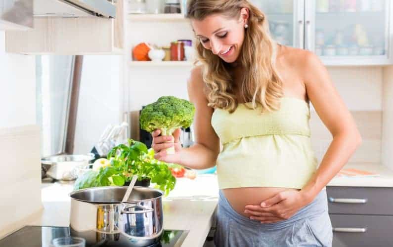 foods to avoid in pregnancy first trimester