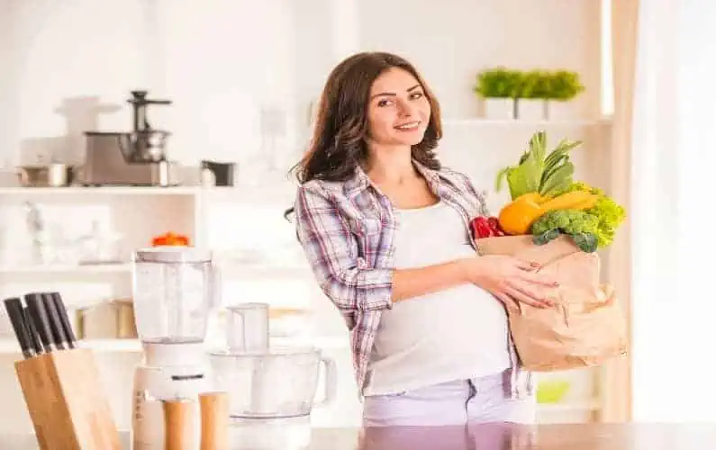 foods to avoid during early pregnancy 