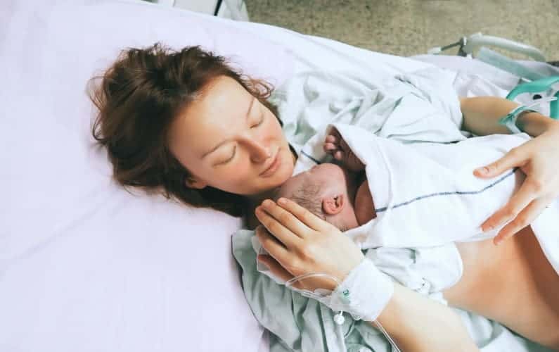 What to expect during labor for first time moms