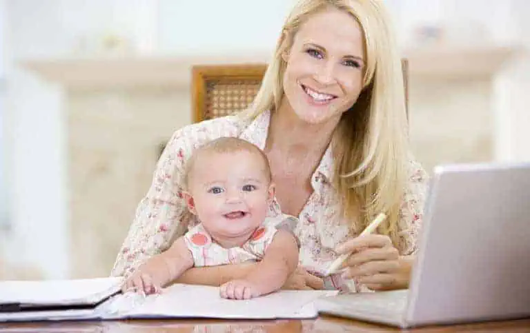 8 Ways Moms Can Make Money With A Blog