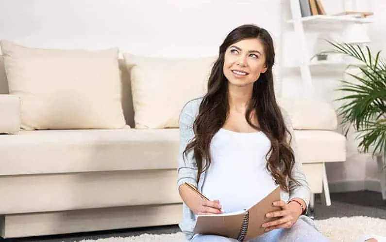 How to figure out what side hustle business you should start while you're pregnant