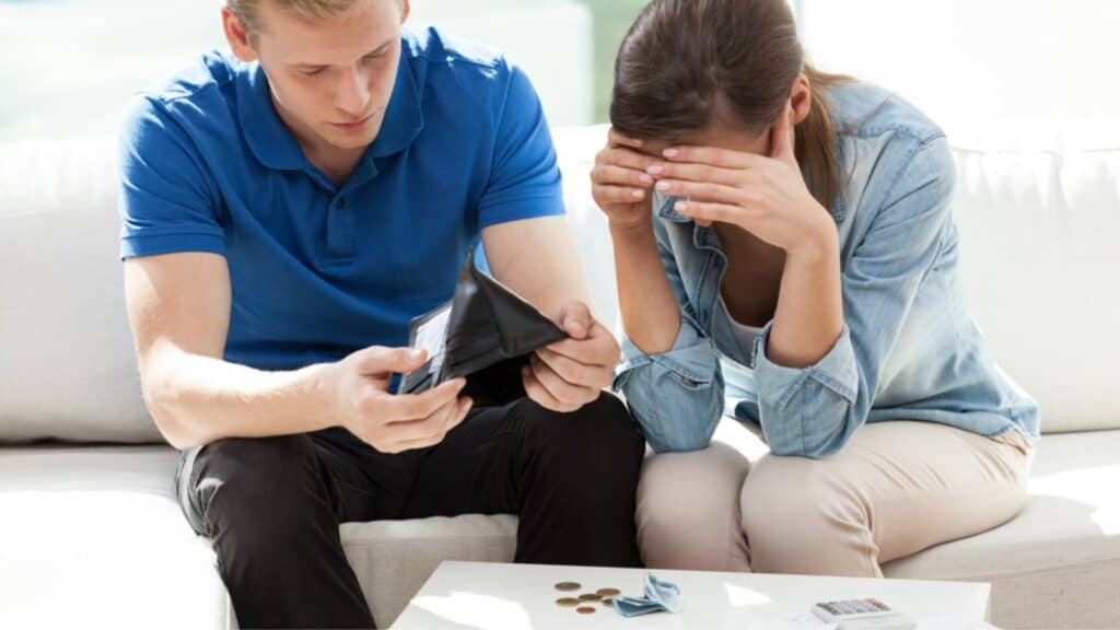 Couple having not enough money