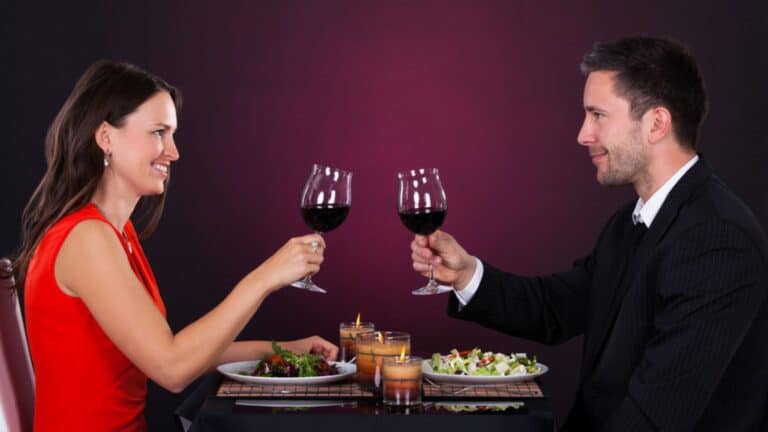 80 Exciting Date Night Ideas for a Memorable Evening