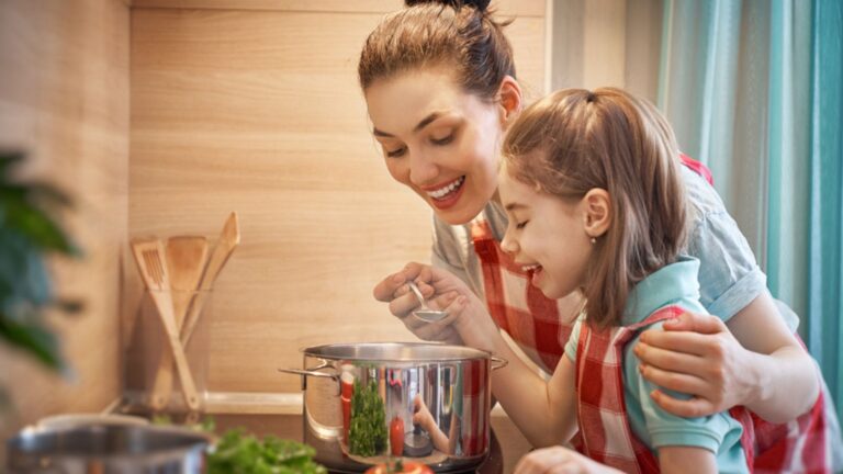 12 Ways a Stay-at-Home Mom Saves Massive Amounts of Money Each Year