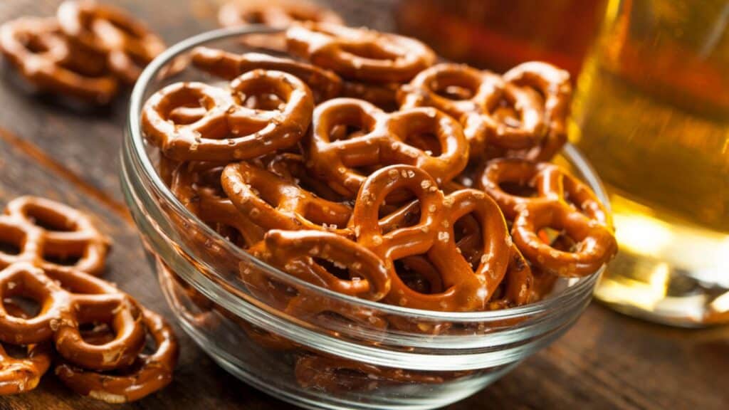 Organic Brown Mini Pretzels with Salt