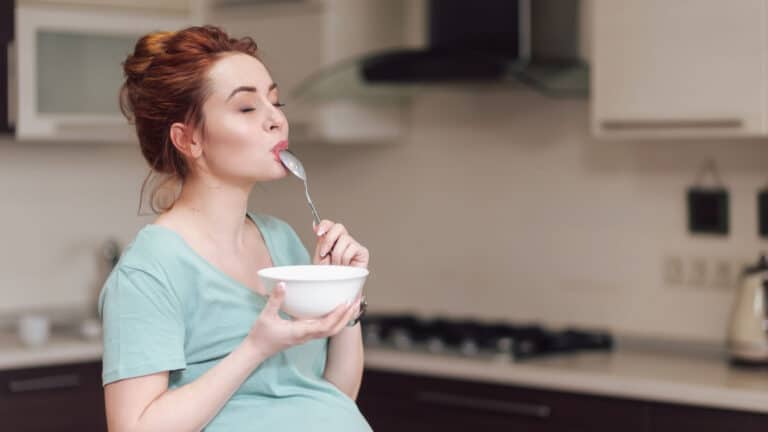 10 Nourishing Pregnancy Meals to Help Grow a Tiny Human