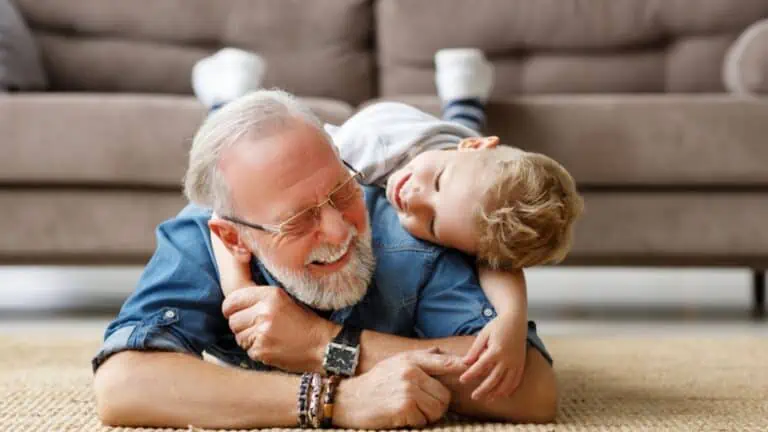 12 Common Grandparent Habits That Kids Love