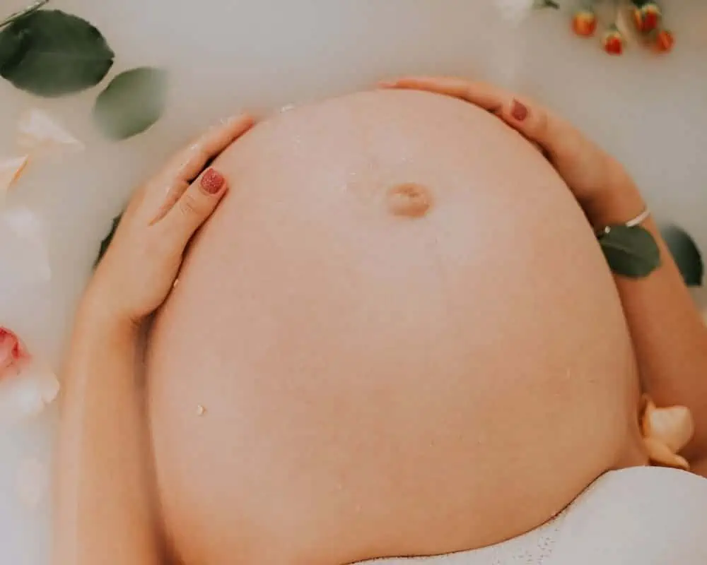 maternity shoot ideas