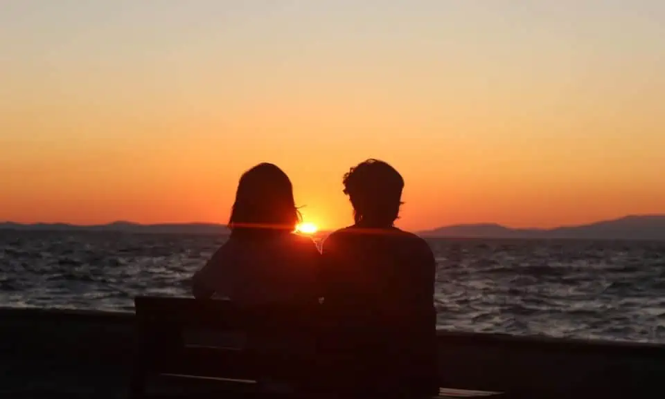 Sunset couple date